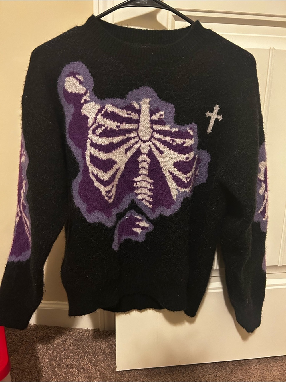 ROMWE Black & Purple Skeleton Graphic Sweater (Men’s Small)